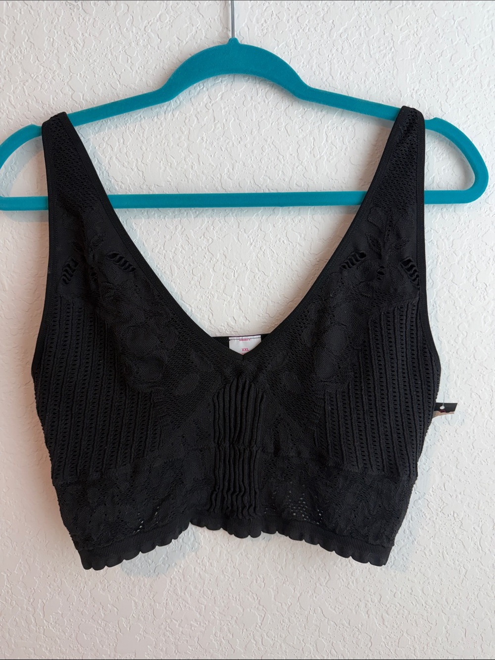 Black Seamless Scalloped Comfort Bralette